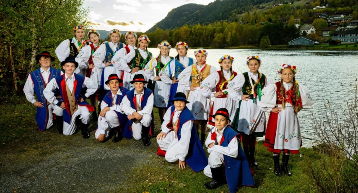 25 lat tańca, śpiewu i tradycji. Jubileusz zespołu Marzëbiónczi