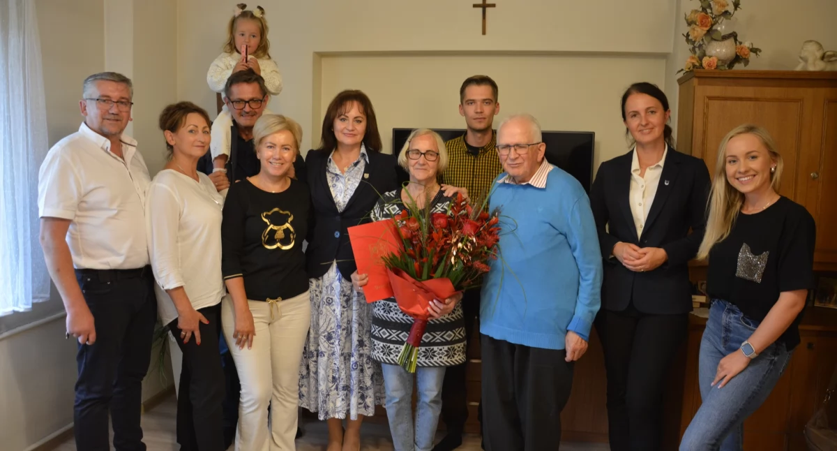 Diamentowe Gody w Żukowie – Państwo Zemkowie świętują 60 lat małżeństwa
