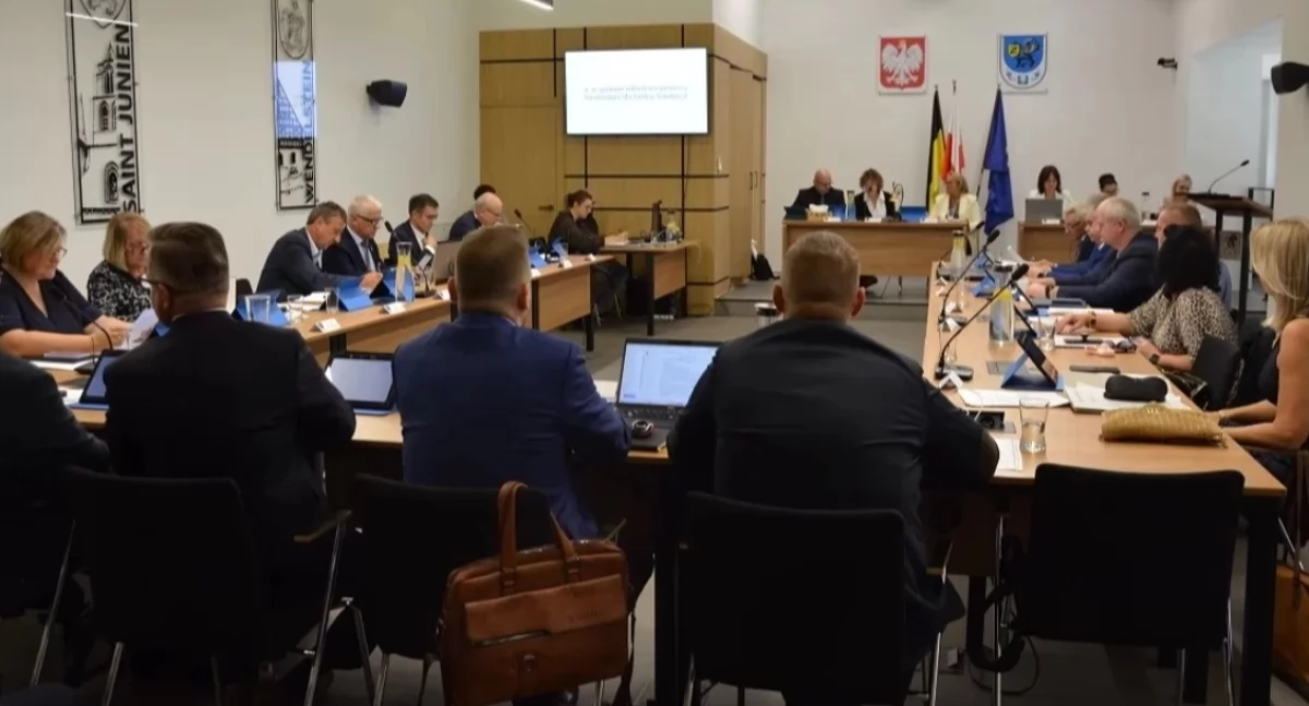 XIX sesja Rady Miejskiej w Żukowie - sprawdź program
