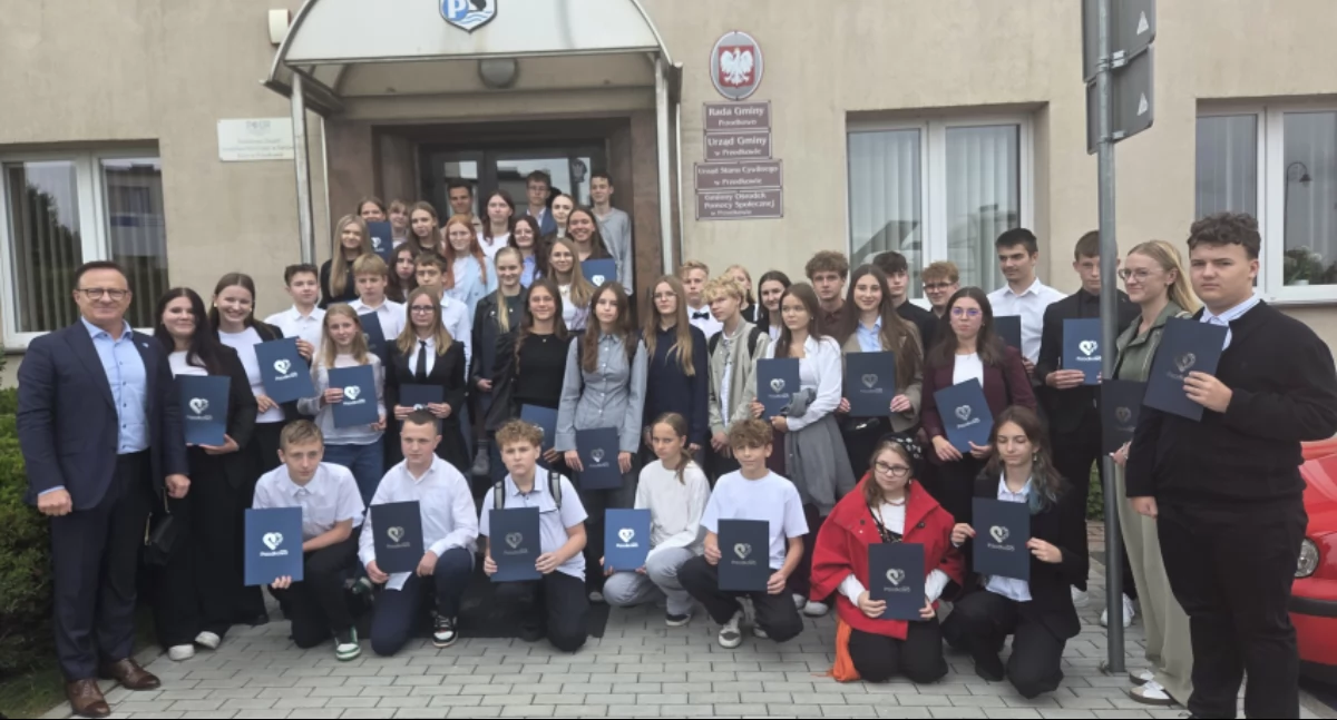 Kto dostał stypendium w Przodkowie? Wójt nagrodził najzdolniejszych uczniów i studentów