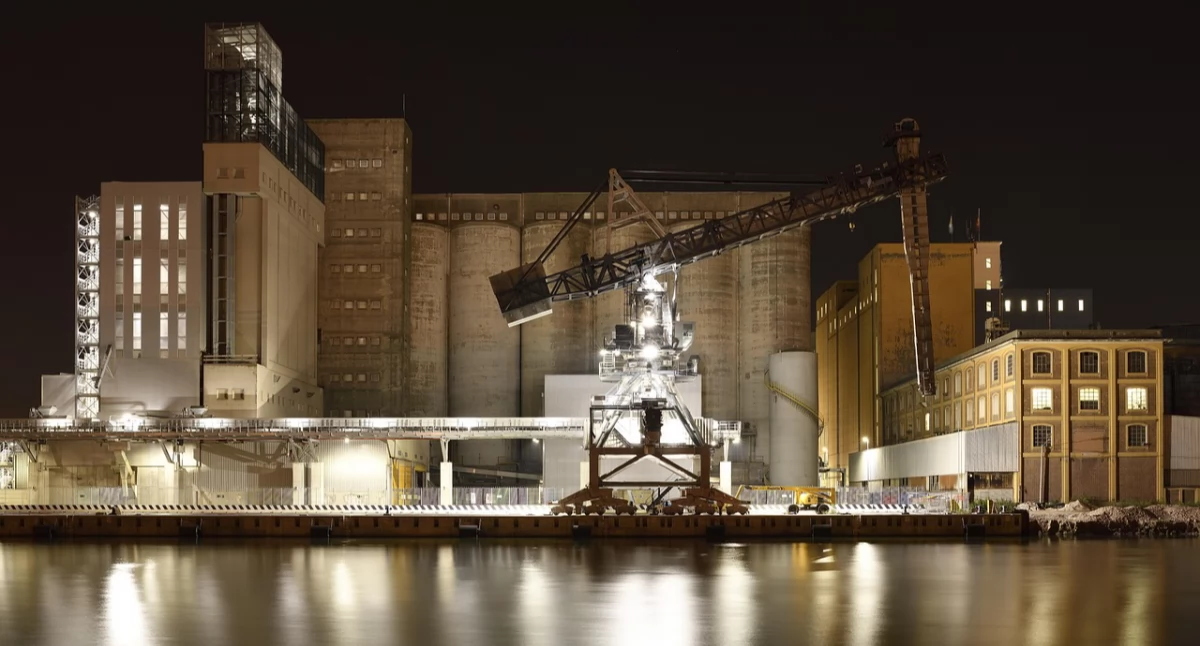 Co daje technologia Factory Digital Twin?