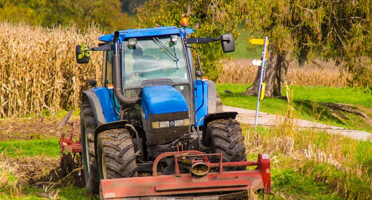 Jak bezpiecznie pracować i legalnie sprzedawać? Szkolenie dla rolników w Sierakowicach