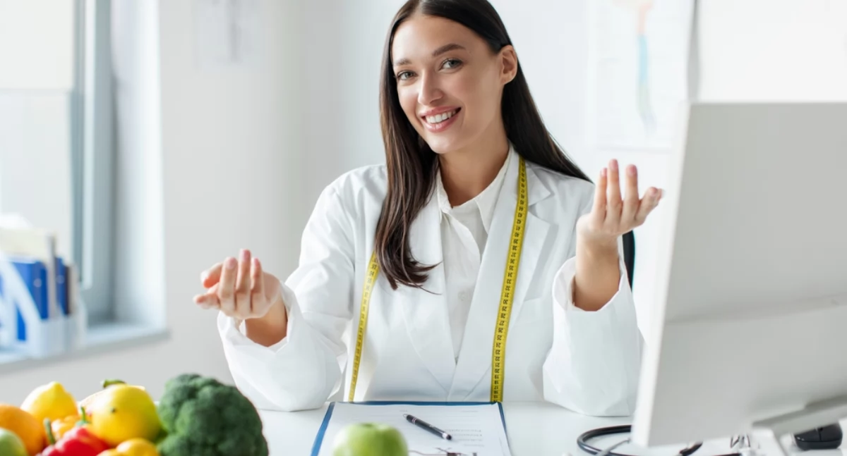 Psychodietetyk vs dietetyk – kto może Ci pomóc i w czym?
