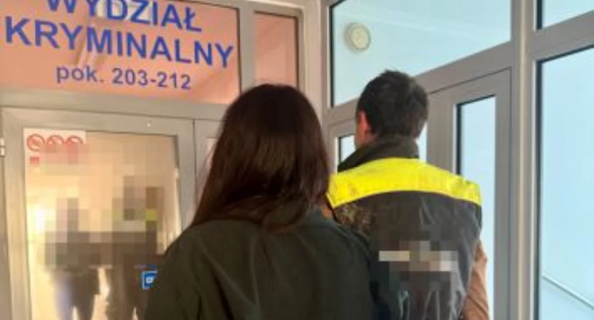 Kartuscy policjanci zatrzymali poszukiwanego listem gończym. 39-latek zostanie deportowany