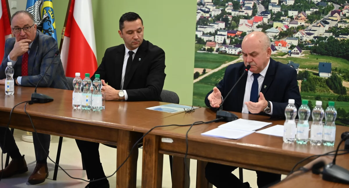 Sierakowice na drodze do miasta. Konkretów nadal brak