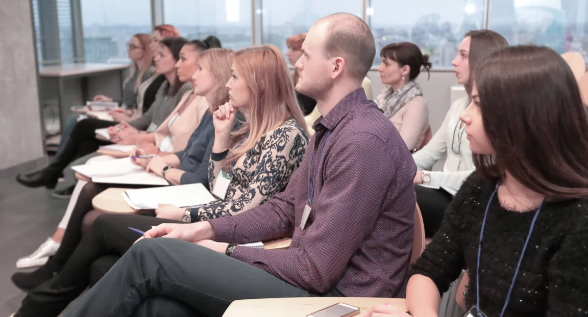 Sale Szkoleniowe Gdańsk: Znajdź idealne miejsce z serwisem Konferencje.pl!