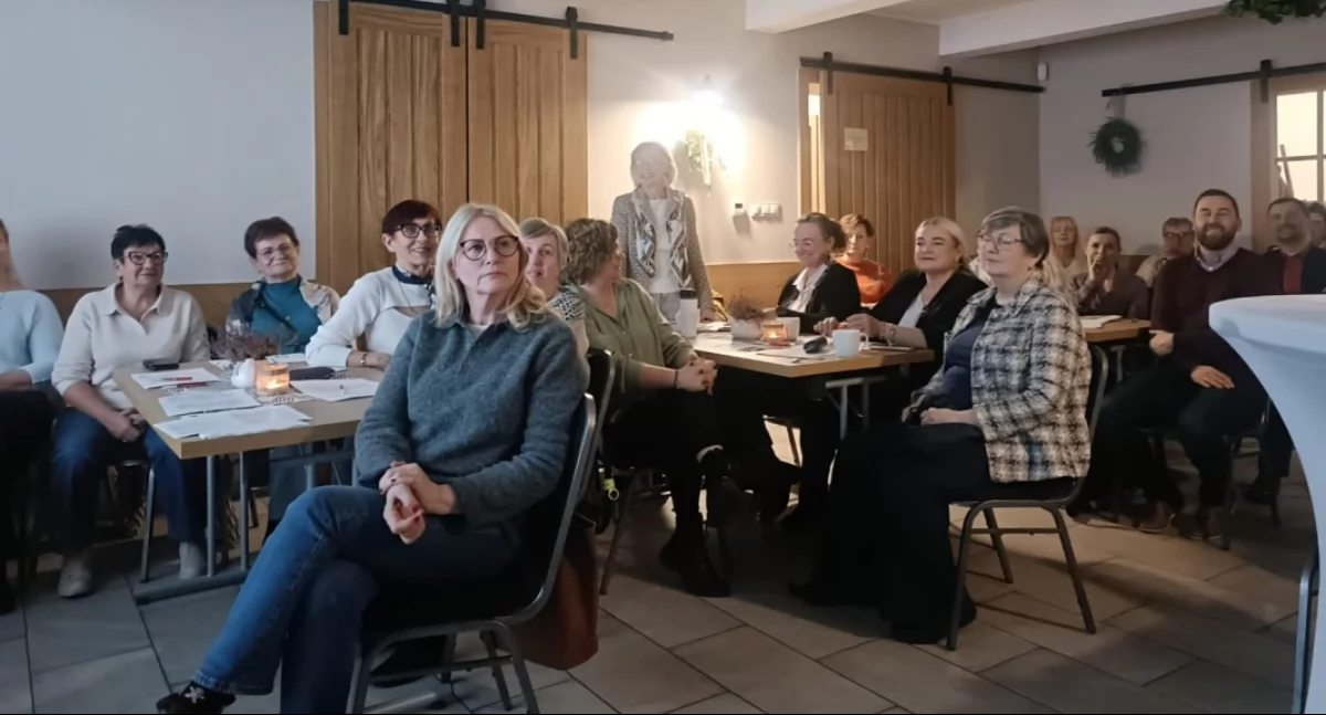 Jak będzie działała gminna rada seniorów? Odbyło się spotkanie konsultacyjne w Żukowie