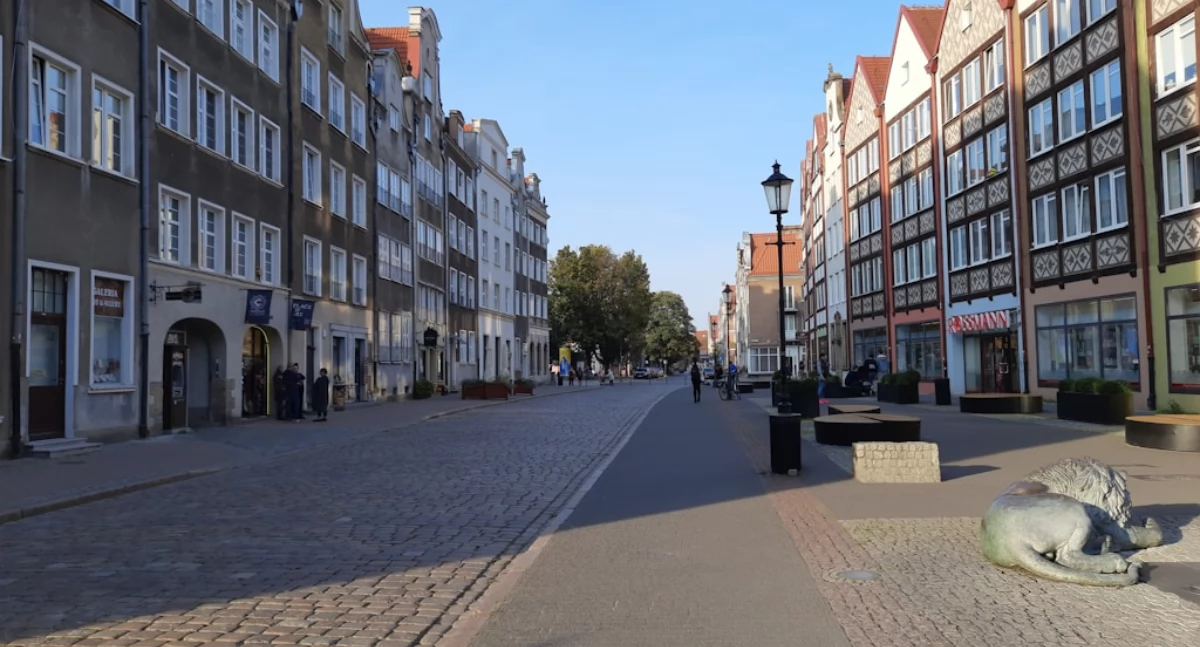 Bezpieczeństwo zaczyna się od detalu o barierach, których często nie zauważamy w miejskiej architekturze