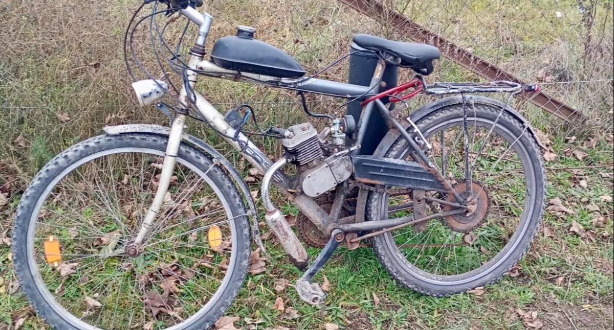 Domowej roboty pojazd na drodze. Policja w Małkowie zatrzymała 53-latka
