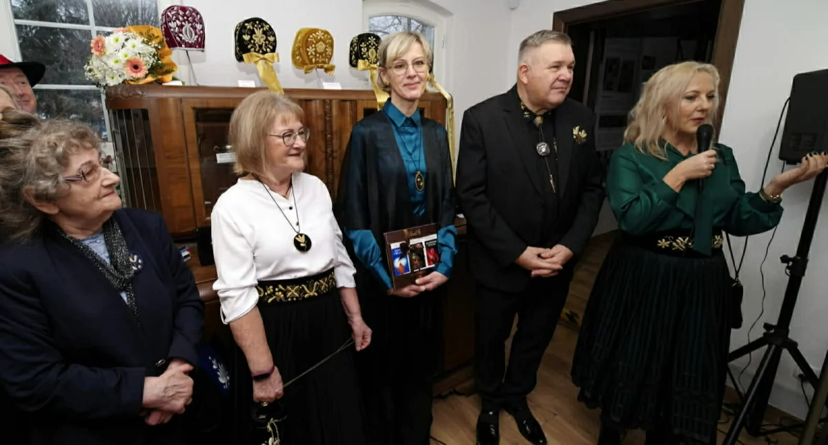 Tradycja haftu złotnicowego prezentowana w Muzeum Kaszubskim w Kartuzach
