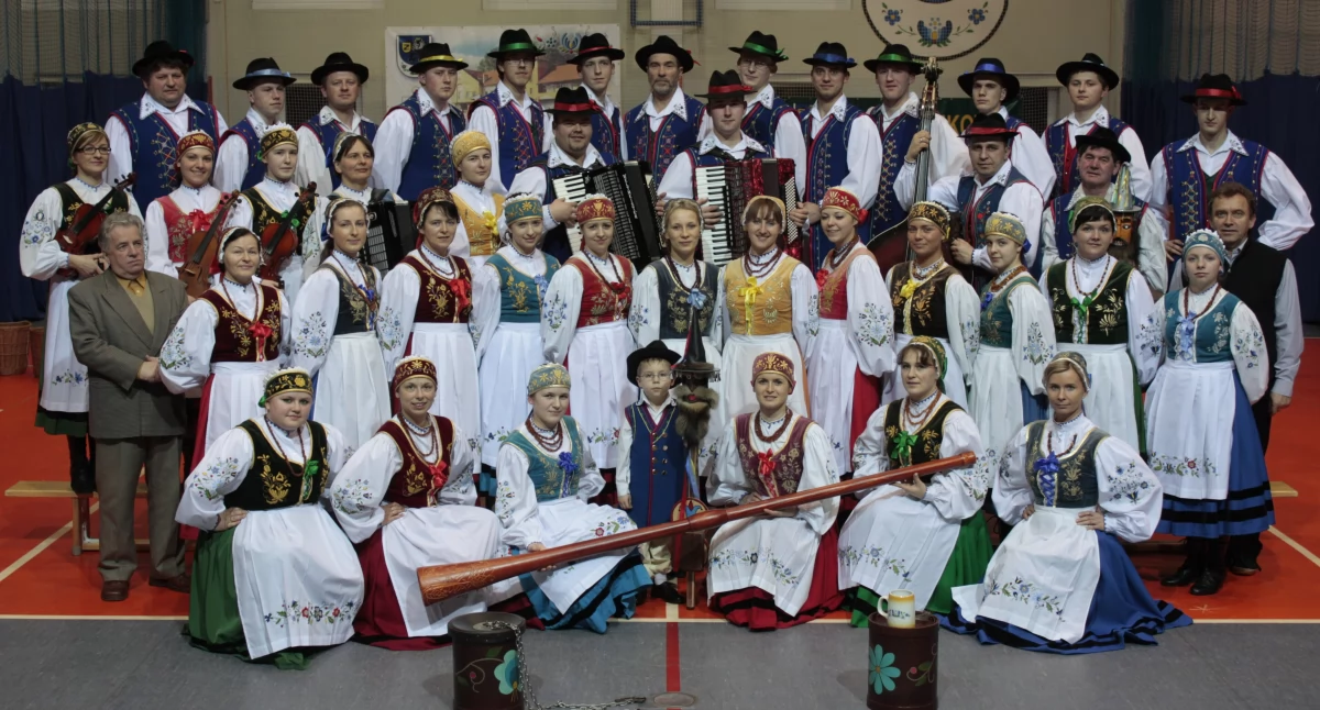Wielki Koncert Jubileuszowy: 55 lat Zespołu „Bazuny”. Ambasadorzy Kaszub świętują w Żukowie!