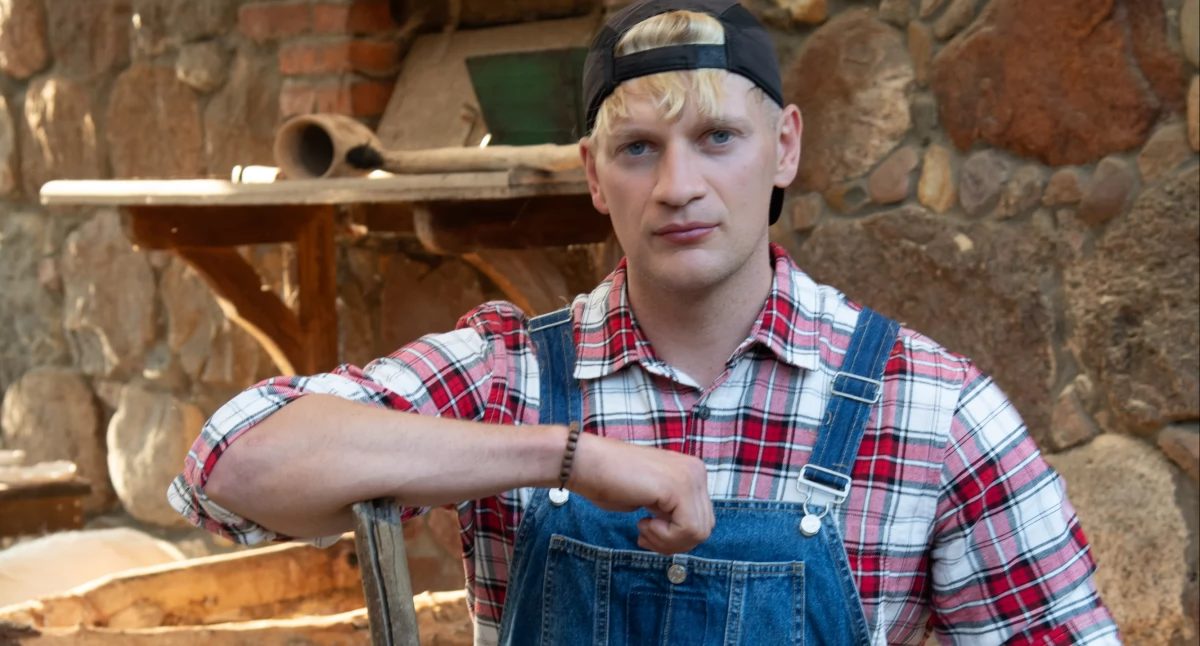 Mieszkaniec Kartuz Łukasz Januszczak w nowej edycji „Farmy”