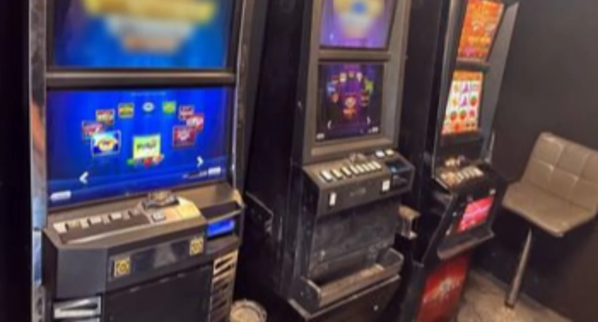Siedem nielegalnych automatów zabezpieczonych w Stężycy i Egiertowie