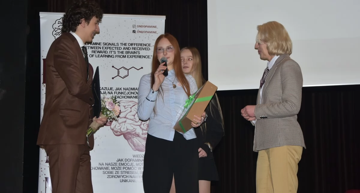 Młodzi dla młodych. Projekt o uzależnieniach podsumowany w Kartuzach