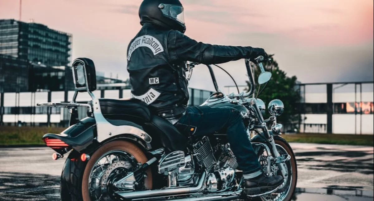Prawo jazdy na motocykl i ubezpieczenie OC w 2026 roku – co powinni wiedzieć mieszkańcy Kartuz i regionu