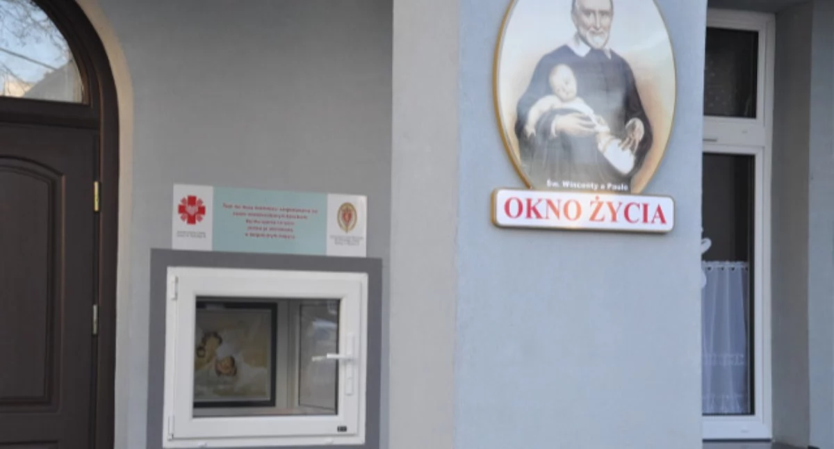 Noworodek w Oknie Życia w Kartuzach 