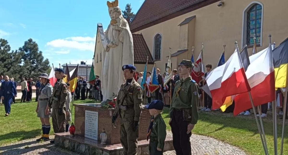 Obchody 235. rocznicy uchwalenia Konstytucji 3 Maja. Patriotyczne święto i piknik militarny w Żukowie