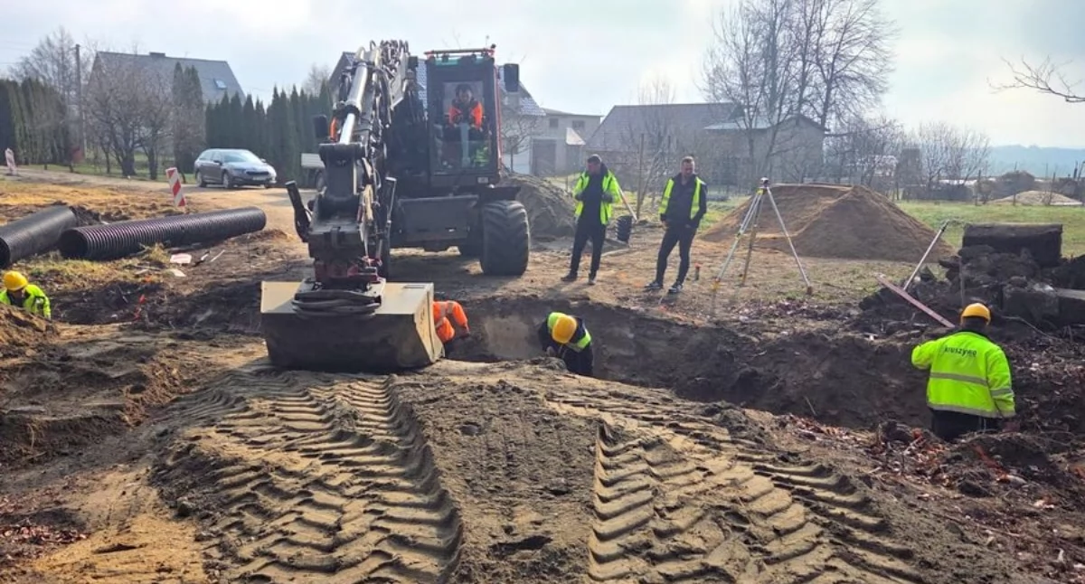 Rozbudowa drogi Pomieczyńska Huta - Nowiny. Inwestycja za ponad 2 mln zł