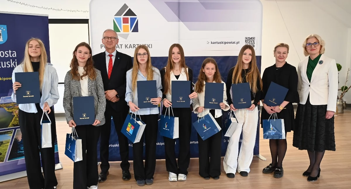 Stypendia sportowe Powiatu Kartuskiego wręczone. 67 zawodników z wyróżnieniem