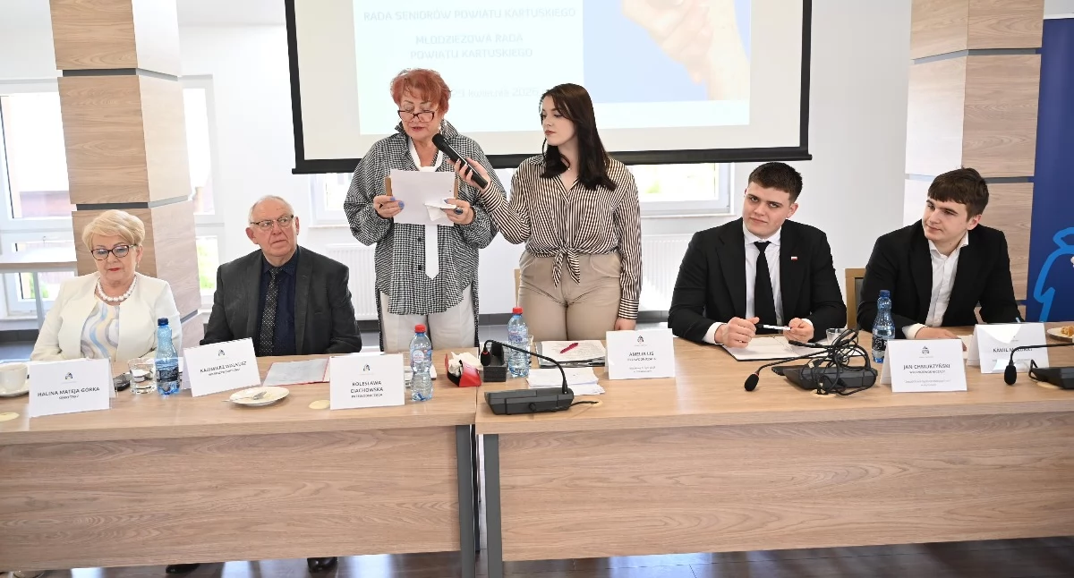 Międzypokoleniowa współpraca w powiecie kartuskim. Podpisano list intencyjny