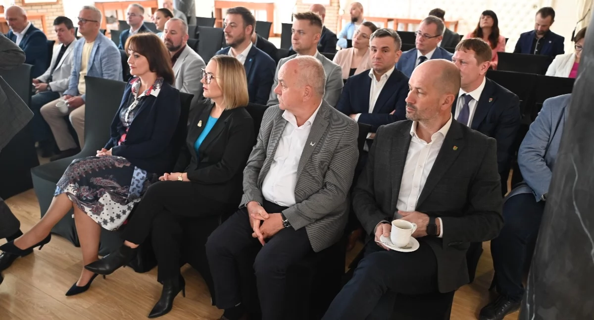 Metropolia coraz bliżej. Samorządowcy debatowali w Kartuzach o kluczowej ustawie