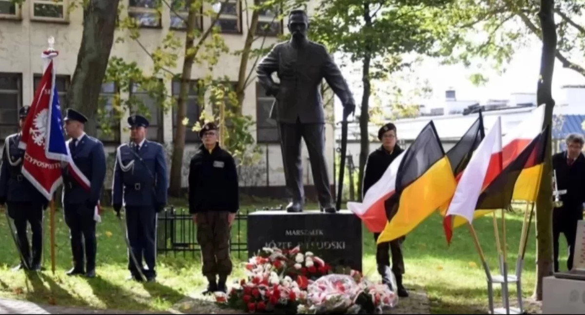 Kartuzy. Uroczystości upamiętniające 91. rocznicę śmierci Marszałka Józefa Piłsudskiego