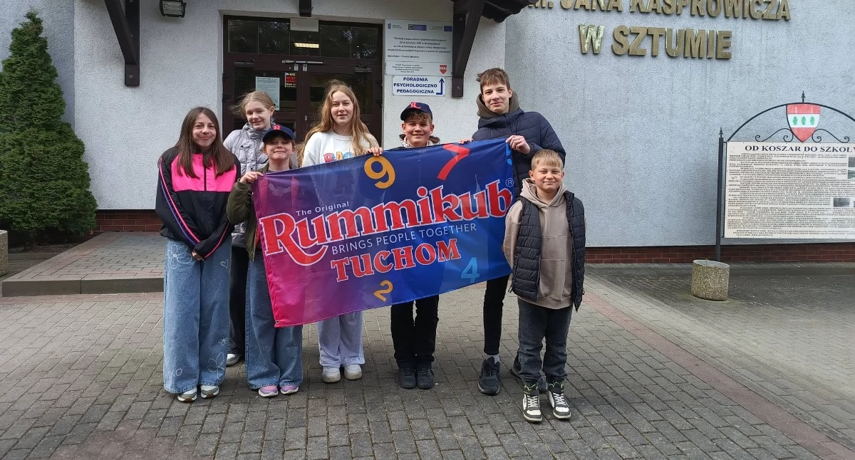 Szkoła w Tuchomiu najlepsza na Pomorzu w Rummikub. Uczennice pojadą na mistrzostwa Polski