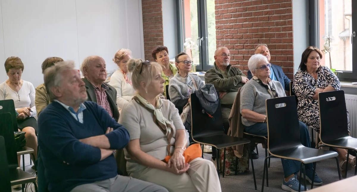 Jak płacić mniej za prąd? Spotkanie dla seniorów w Żukowie