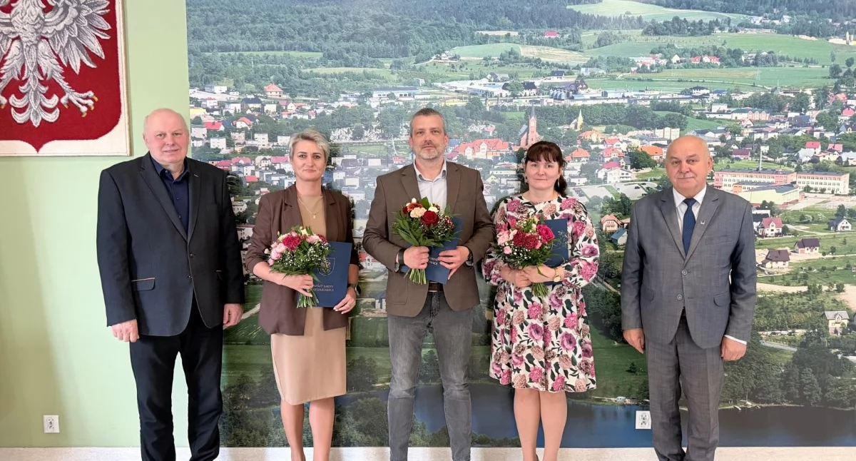 Spotkanie dyrektorów szkół w urzędzie gminy w Sierakowicach