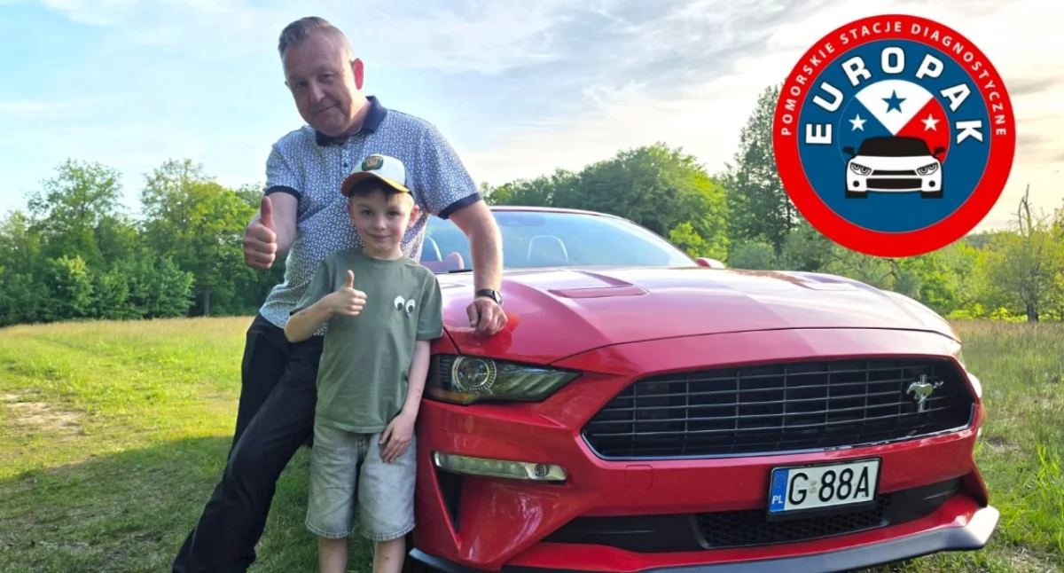Czerwony 450-konny Mustang robi wrażenie!