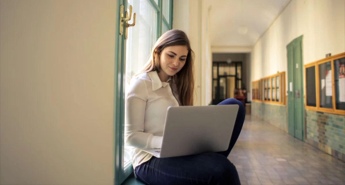 Studia bez przeprowadzki. Jak młodzi z Kaszub wybierają uczelnię w modelu online