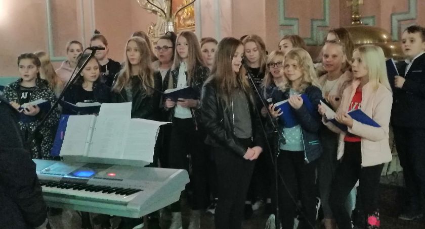 Wygoda Łączyńska. Mieszkańcy uczcili Dzień Papieski