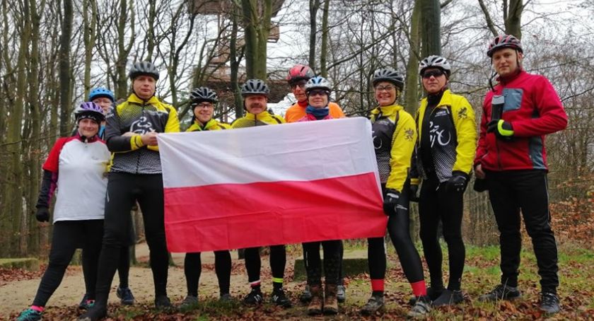 Grupa Rowerowe Kaszuby świętowała odzyskanie przez Polskę Niepodległości