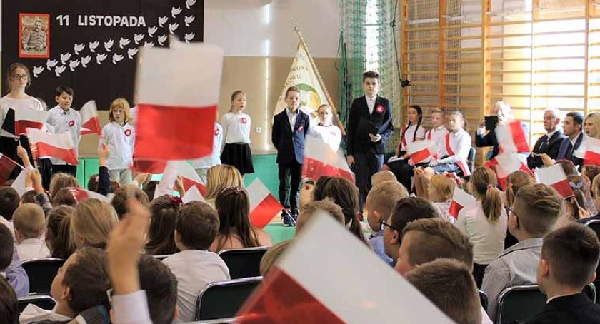 Święto Niepodległości w Szkole Podstawowej w Borkowie