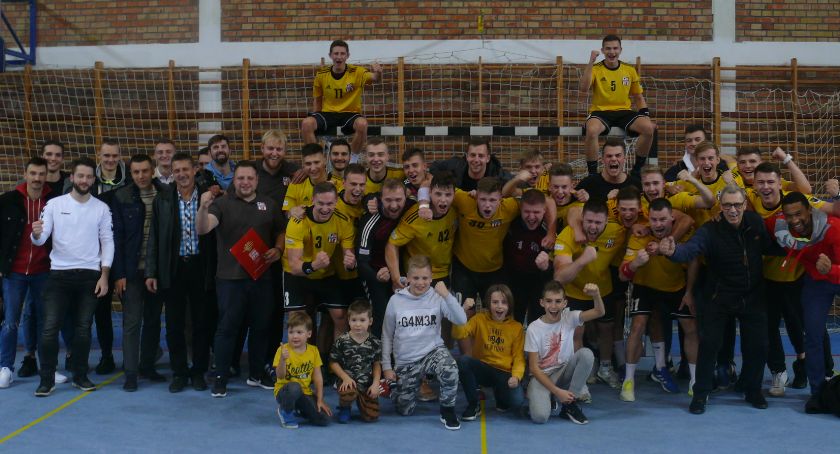 Szczypiorniści SPR-u GKS Żukowo pokonali lidera tabeli Nielbę Wągrowiec