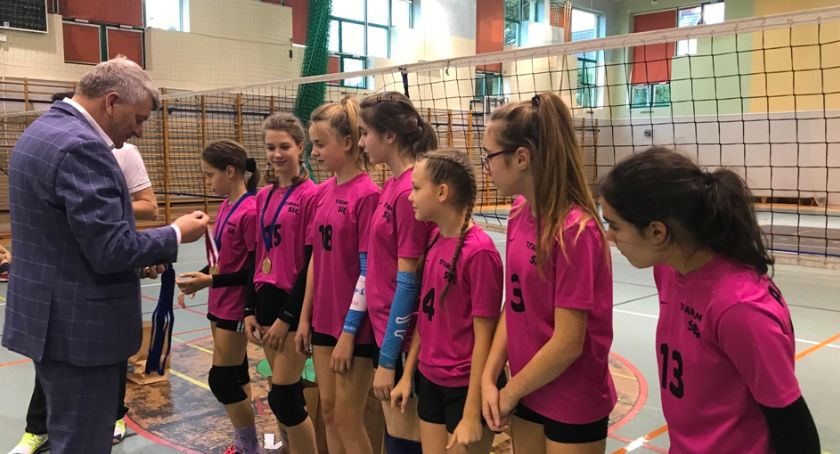 Siatkarki z Pępowa najlepsze w Ogólnopolskim Turnieju Mini Siatkówki