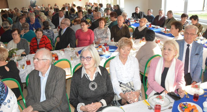 Seniorzy trzech sołectw świętowali w Kamienicy Szlacheckiej
