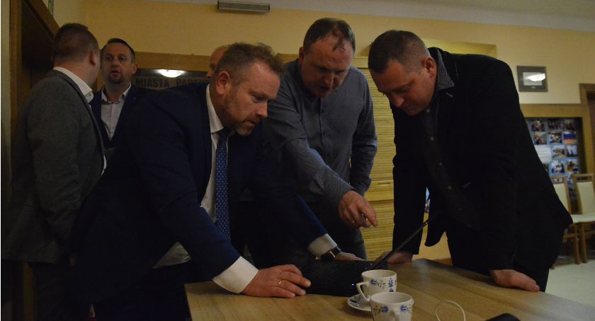Kartuzy. Opłaty za śmieci ostro w górę? Radni przeciw