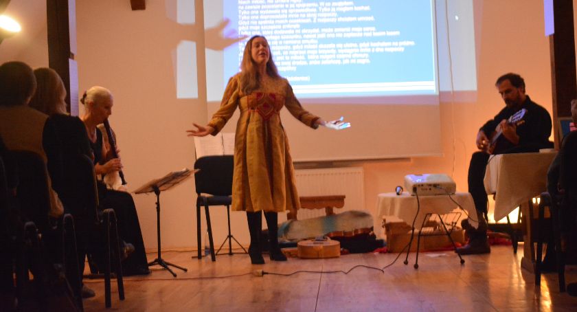 Muzyczna podróż w czasie i po Europie - wyjątkowy koncert Liarman w Muzeum Kaszubskim w Kartuzach
