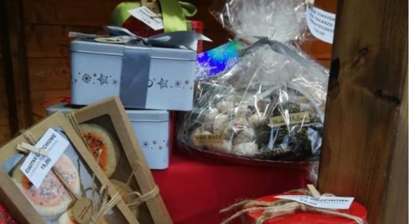 I Kiermasz świąteczny z akcją charytatywną w Baninie