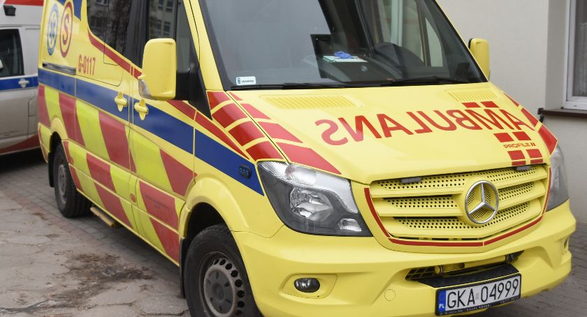 Nie żyje kobieta, którą potrącono na przejściu w Somoninie