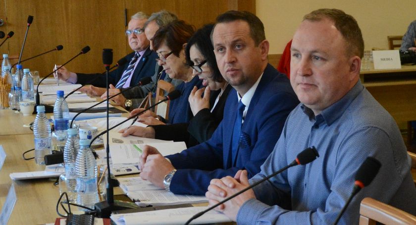 Kartuzy. Stawki za śmieci ustalone. Będzie zawiadomienie do RIO?