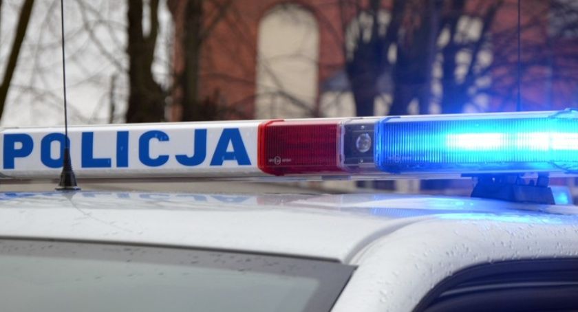 Kartuzy. 32-latka dźgnęła się nożem