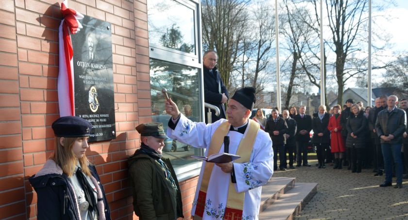 Upamiętnili Ottona Karsznego, pierwszego Wójta Gminy Sierakowice w Niepodległej Polsce