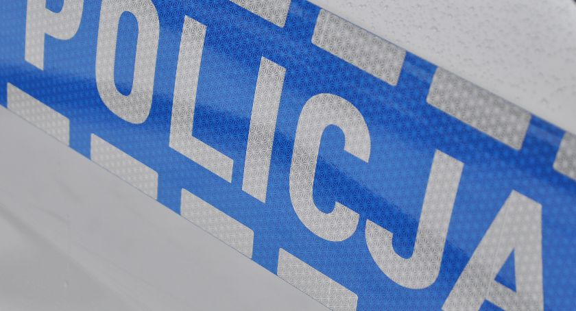 Przy pomocy łomu chciał wyciągnąć kartę płatniczą z bankomatu