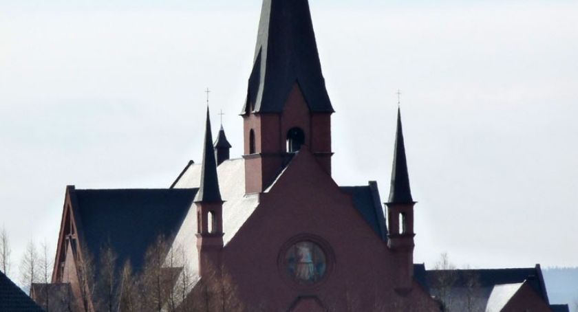 Kościół pod wezwaniem Miłosierdzia Bożego w Żukowie