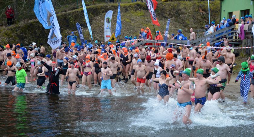 Wspólna kąpiel na finał IX Biegu Morsa