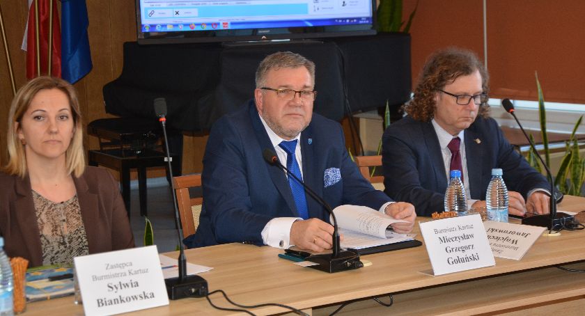 Kartuzy nadal poza ZMP. Mieszkańcy: to wstyd i hańba