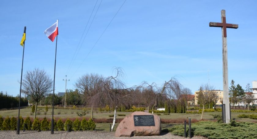 Obelisk upamiątniający TOW Gryf Kaszubski