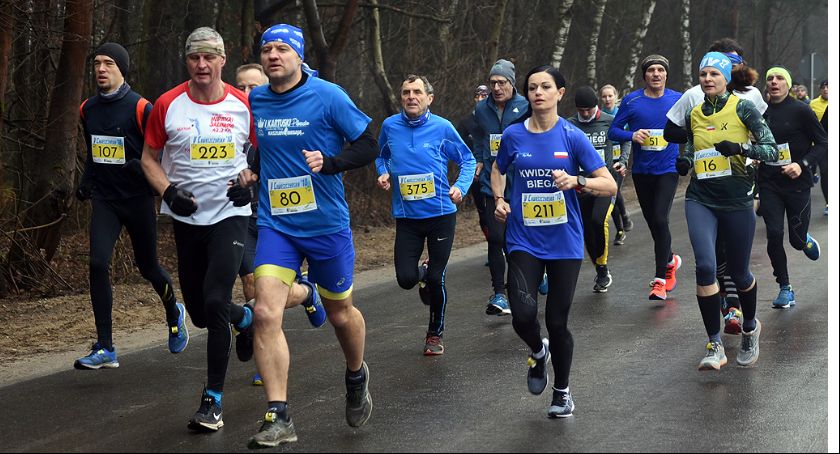 Ponad 400 osób na starcie Chwaszczyńskiej 10 - prolog cyklu Kaszuby Biegają